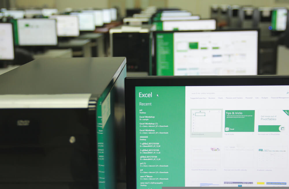 Quản lý hồ sơ nhân sự bằng Excel tiềm ẩn nhiều nguy cơ cho doanh nghiệp